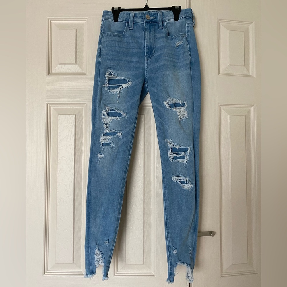 American Eagle Woman’s Super High-Waisted Jeggings